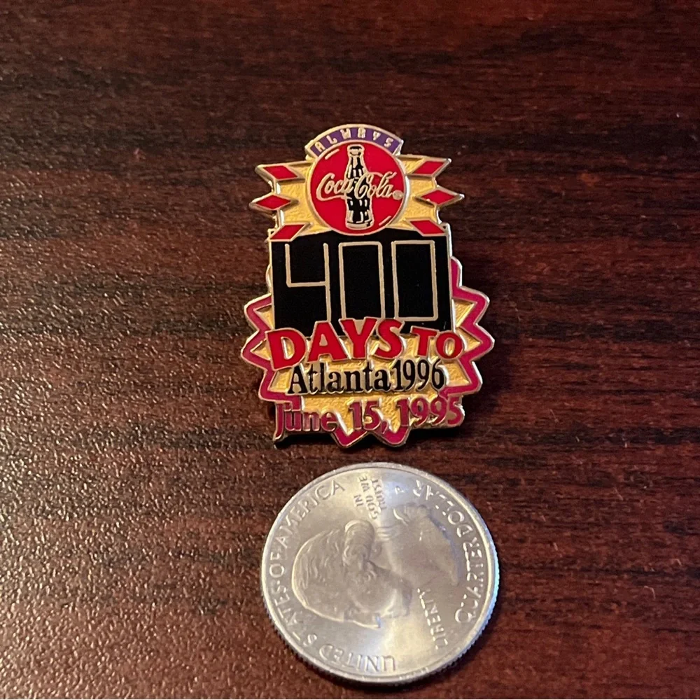 Vintage Coca-Cola Countdown To The 1996 Atlanta Olympics 400‎ Days Lapel Hat Pin
